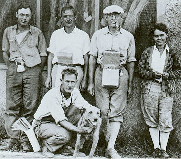 Barbara mcClintock con i colleghi di lavoro